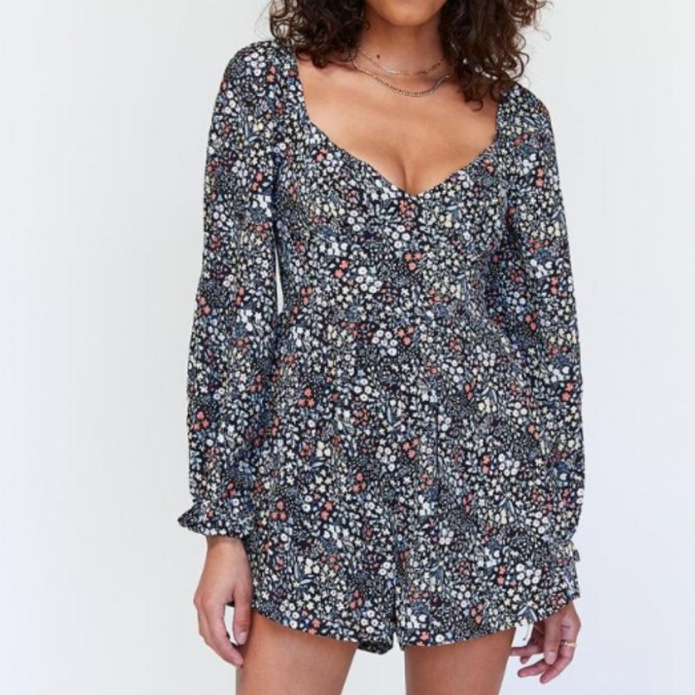 **NWT** Princess Polly - Tamara Playsuit in Black Multi